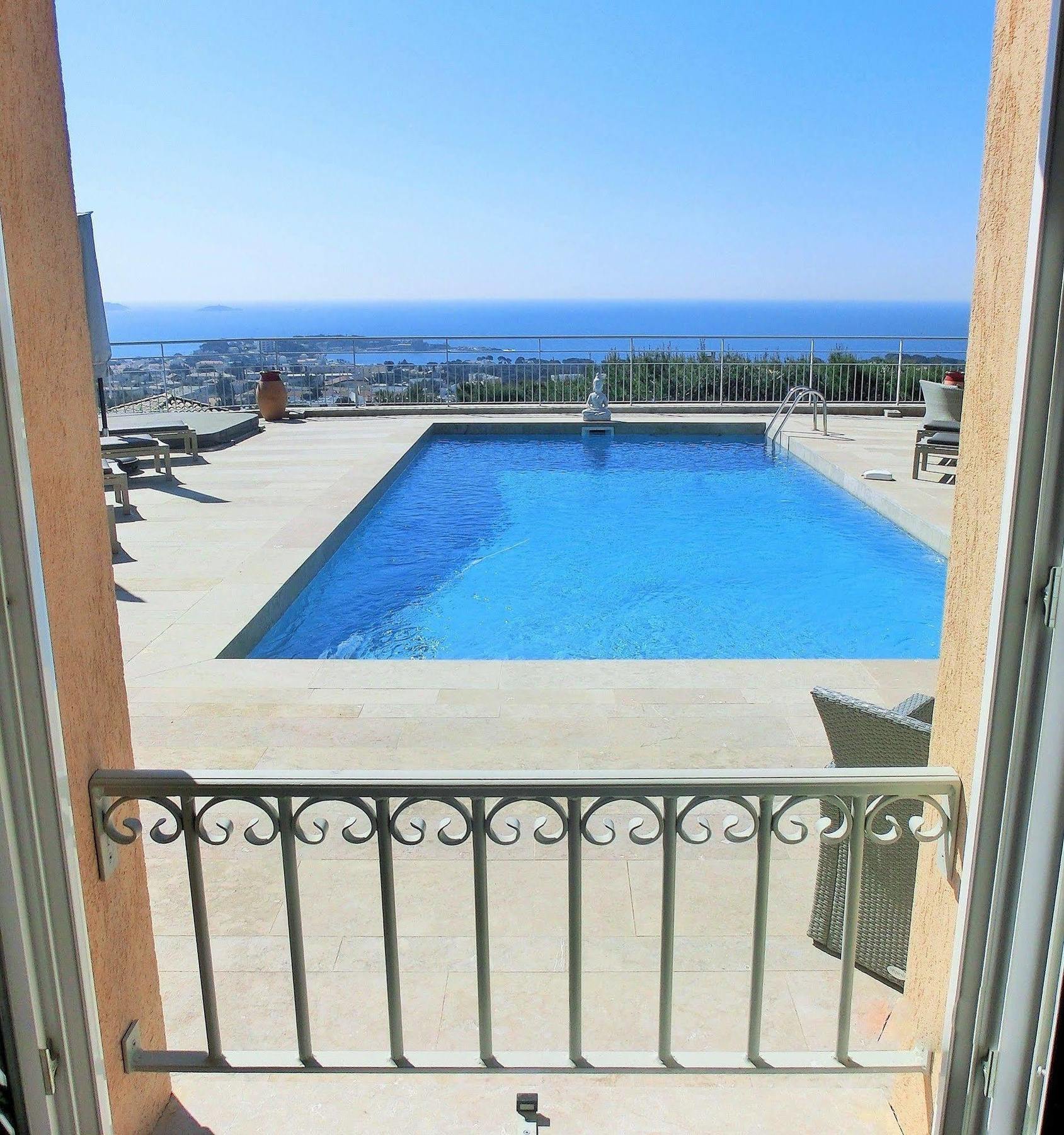 Villa Azur Golf Bandol Exteriör bild