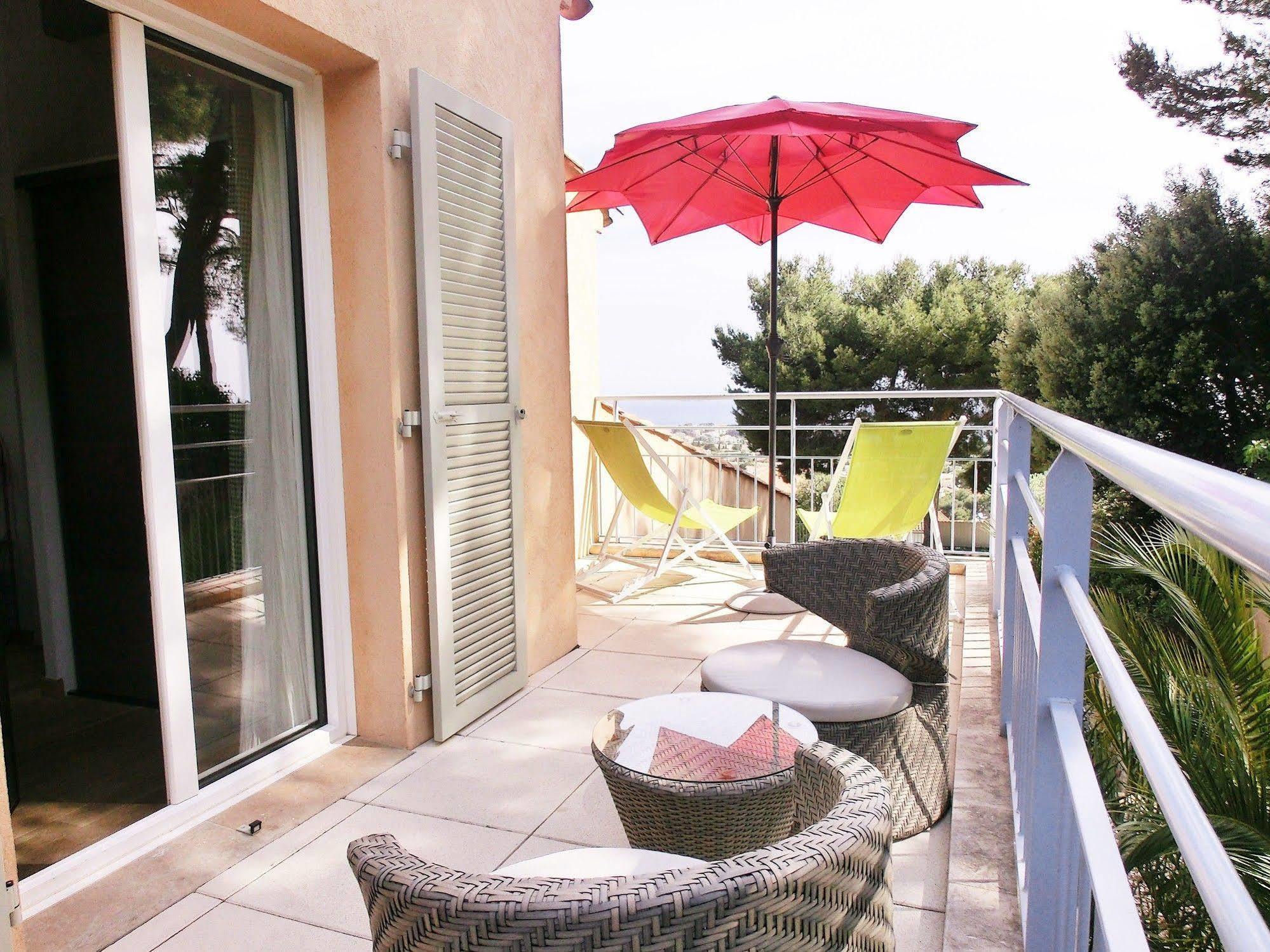 Villa Azur Golf Bandol Exteriör bild
